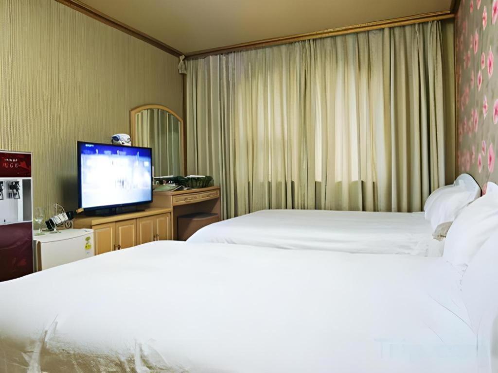 Emerald Hotel 제주 외부 사진