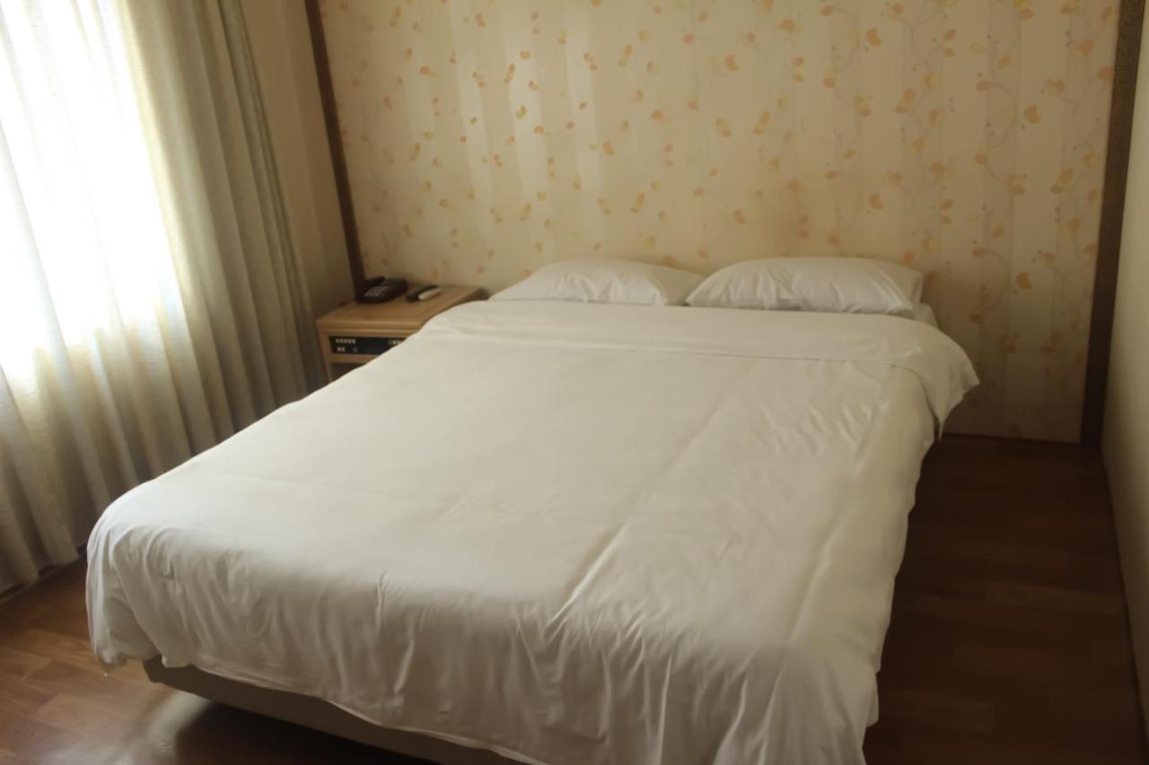 Emerald Hotel 제주 외부 사진