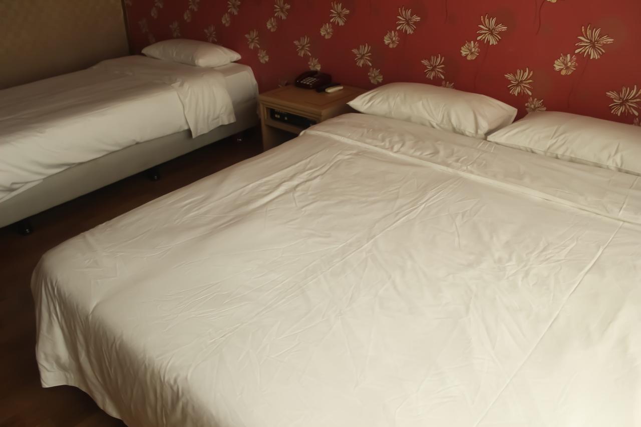 Emerald Hotel 제주 외부 사진