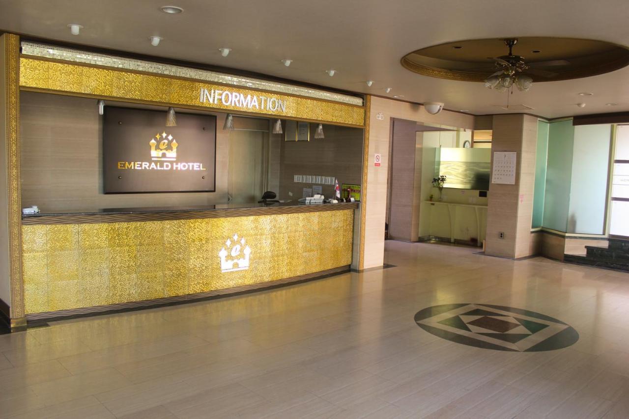 Emerald Hotel 제주 외부 사진