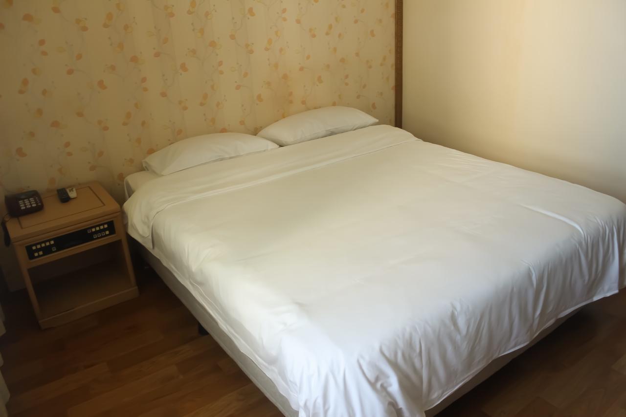 Emerald Hotel 제주 외부 사진