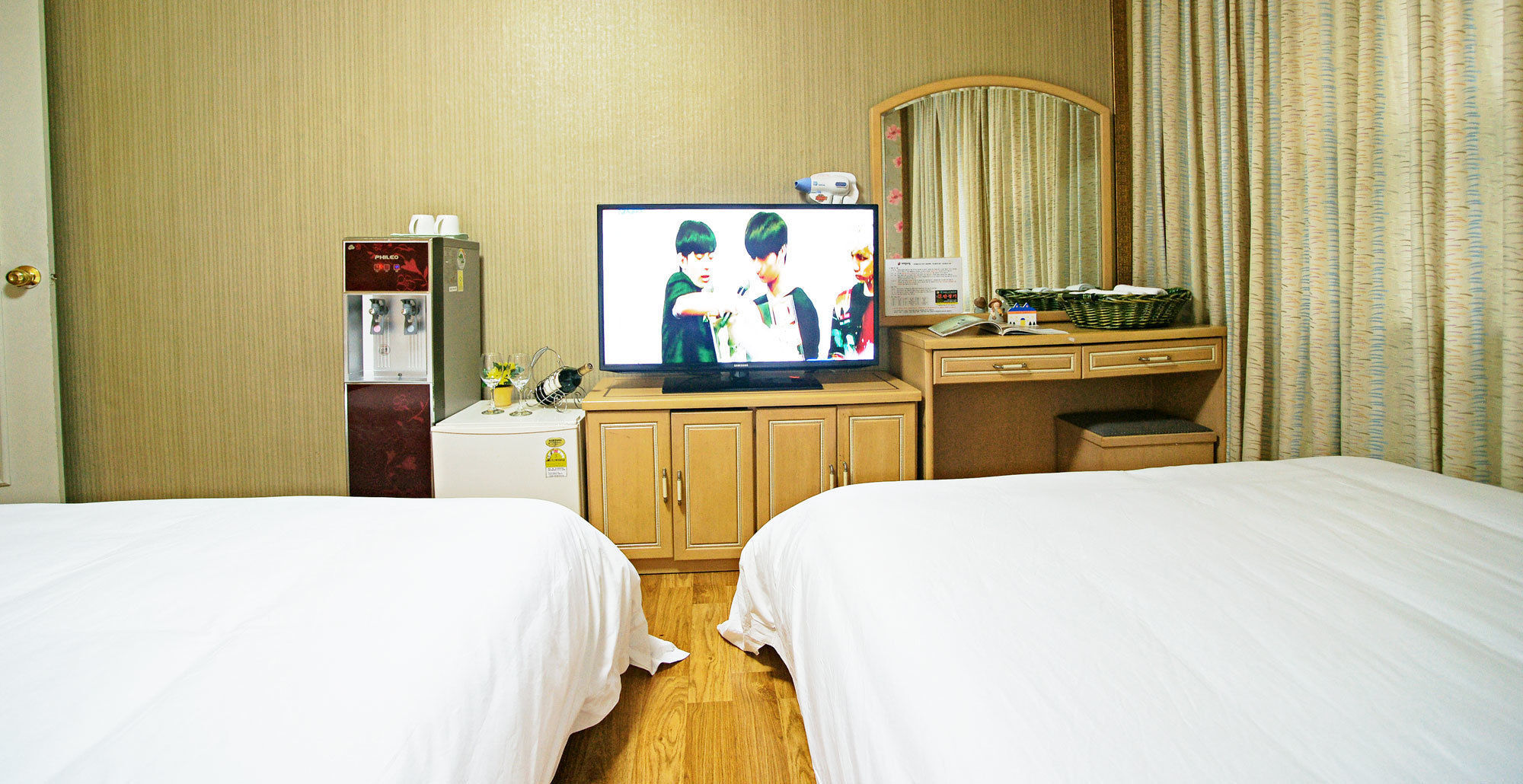Emerald Hotel 제주 외부 사진