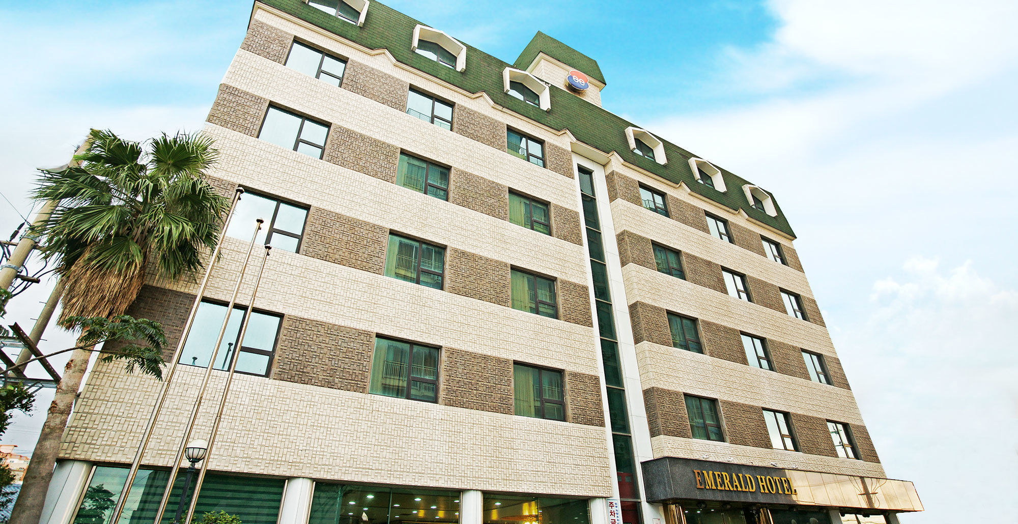 Emerald Hotel 제주 외부 사진