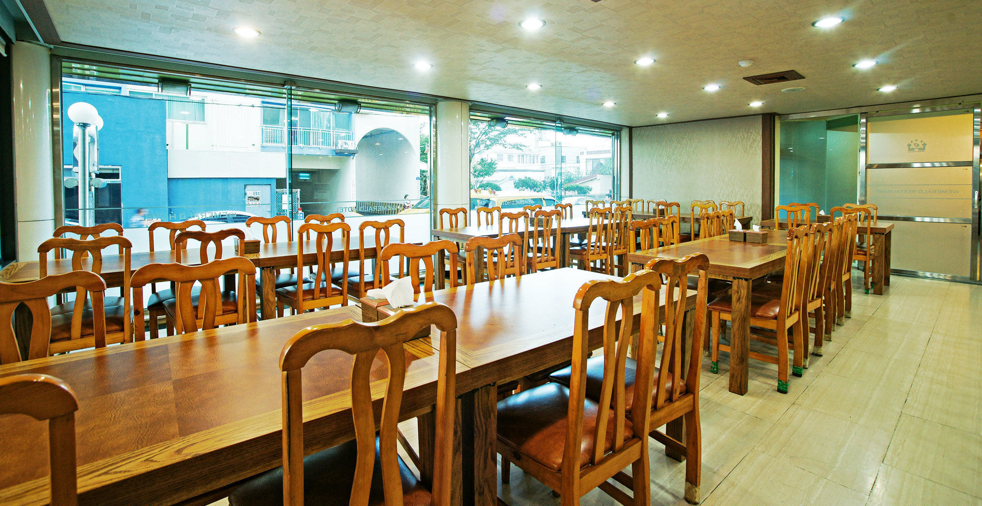 Emerald Hotel 제주 외부 사진
