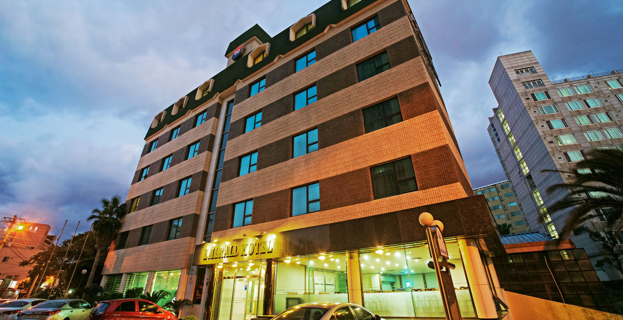 Emerald Hotel 제주 외부 사진